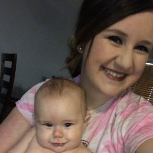 Meet your Posher, Alexis